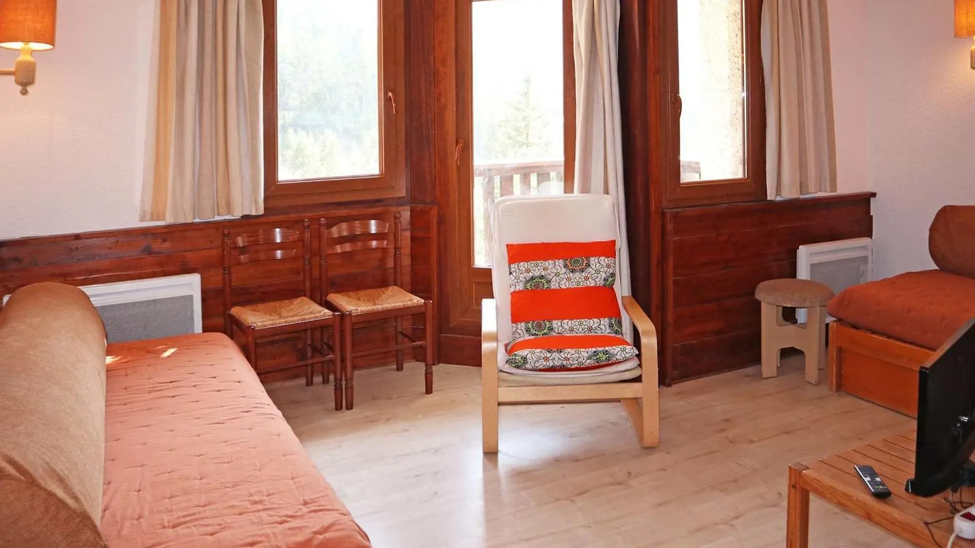 Daire Studio Cosy Aux Orres, Skis Aux Pieds, Balcon, Animaux Ok - Fr-1-322-641 Les Orres